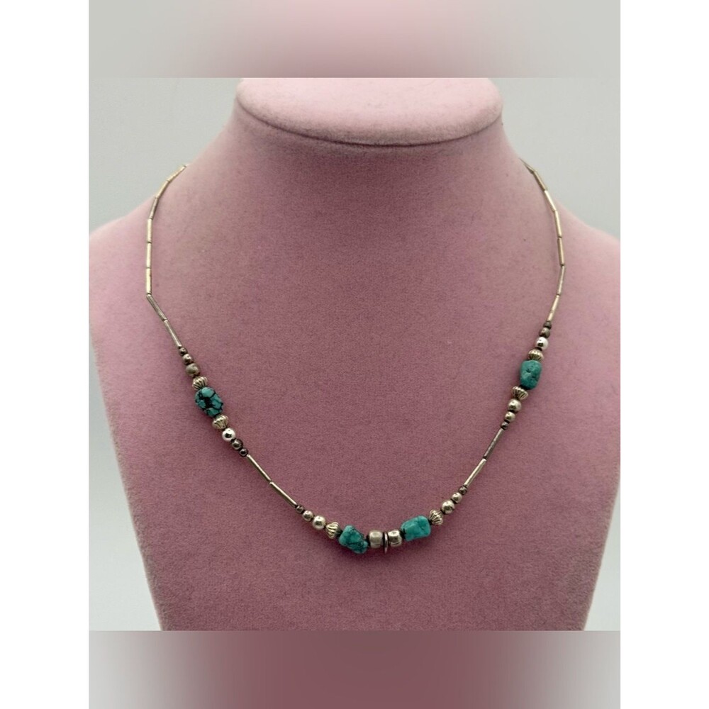 Turquoise Bead Necklace - Teal Blue Accent